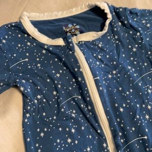 Kickee Pants ⭐️shooting star footie jammies⭐️